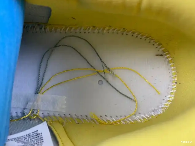 Rep TBK Canary Air OG 1 Travis DZ4137-700 x Low Scott Jordan 0501